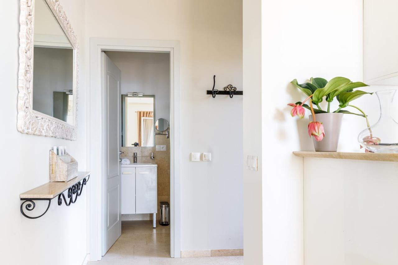 Sea View Apartment Between Nice And Monaco - 1 Вилафранк-сюр-Мер Екстериор снимка